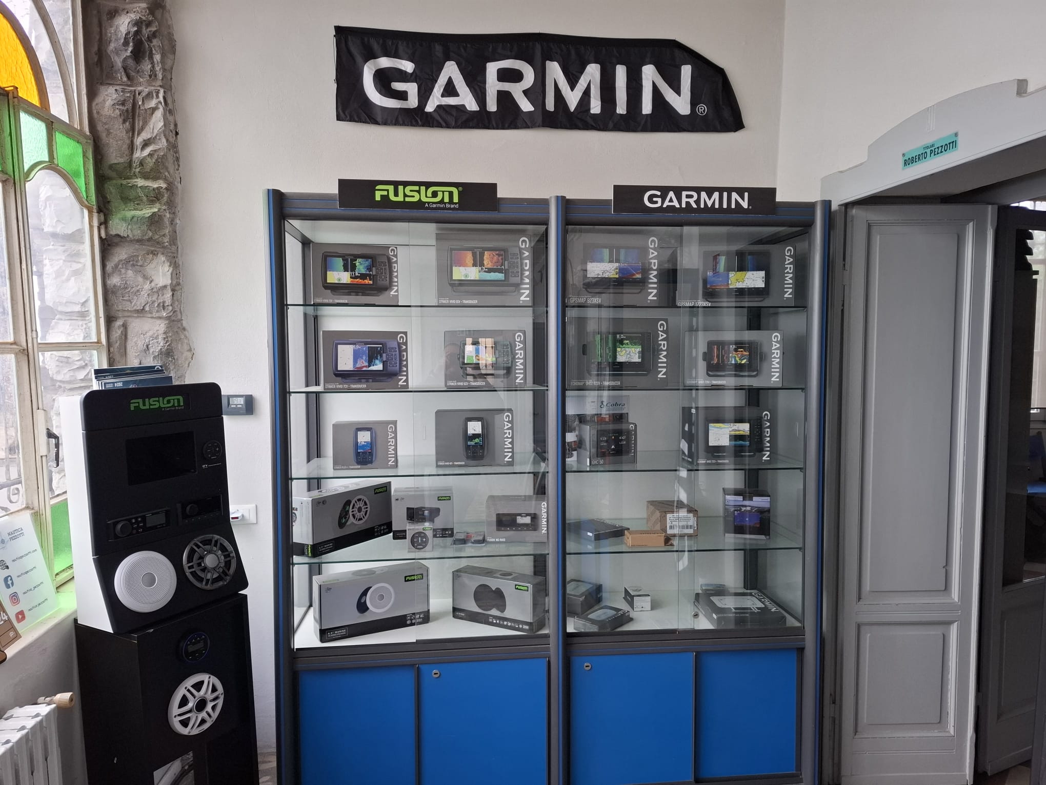 img-showroom-garmin